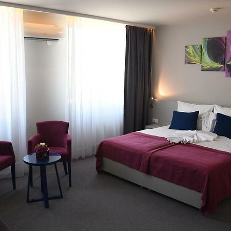 Hotel Kragujevac Ngoại thất bức ảnh